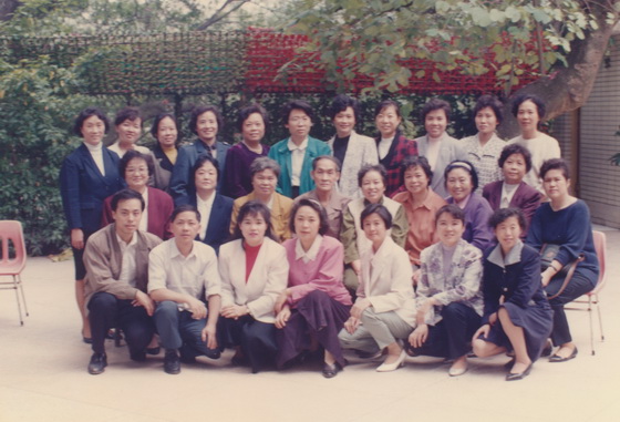 1993年12月，内科支部党日活动合影（东湖公园）.jpg